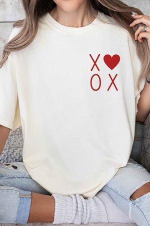 XOXO VALENTINES POCKET GRAPHIC TEE